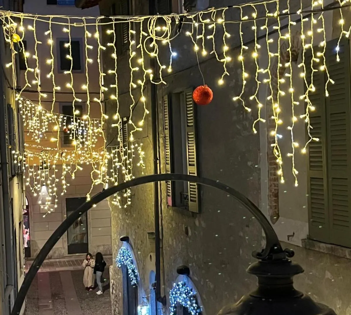 Appartamento La Dama Alla Finestra In Centro Como 0*,